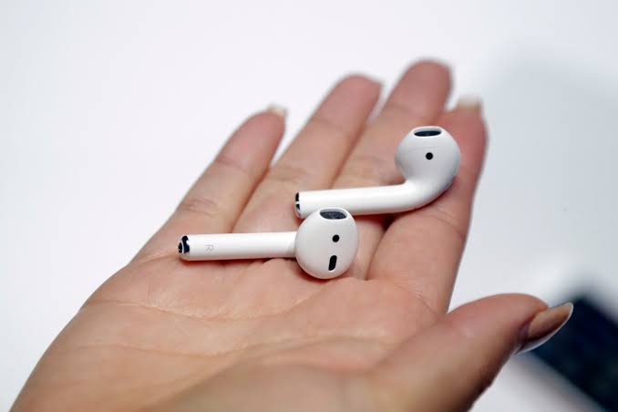 How to Connect Two Different AirPods to One Case