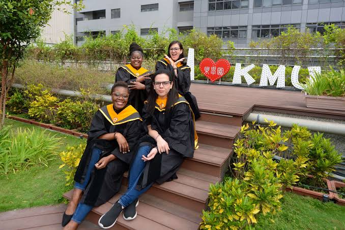 Kaohsiung Medical University Scholarships for International Students 2024